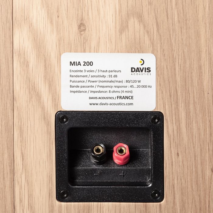 Davis Acoustics Mia 200 N Light Oak - 3-Way/3-Speaker Floorstanding Speaker - Sold as a Pair
