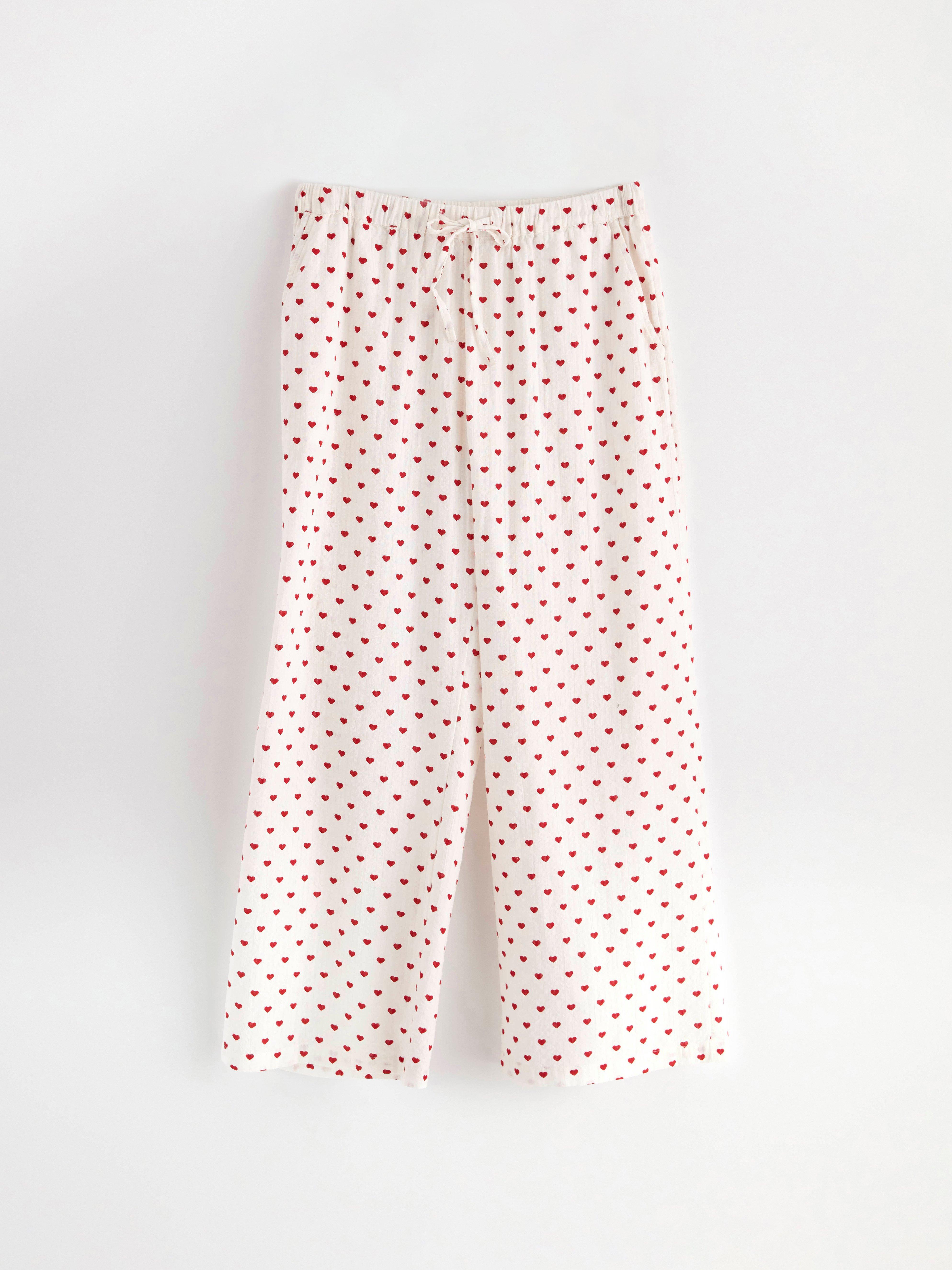 Calças de pijama em ondas de riacho