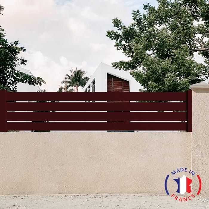 Aluminum fence kit with 4 openwork slats. Dimensions: L.2107mm (including posts) x H.455mm. Colour: Grey RAL 7016
