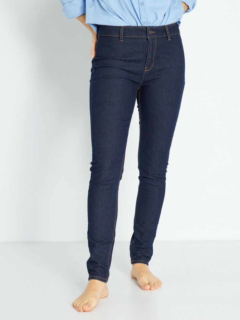 Calça jeans skinny / corte bem justo - AZUL