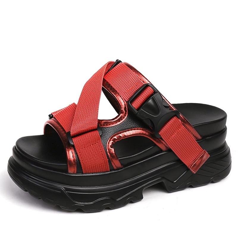 Sandales compensées à plateforme de 7,5 cm pour femmes, à boucle, en cuir PU, style tongs d'été.