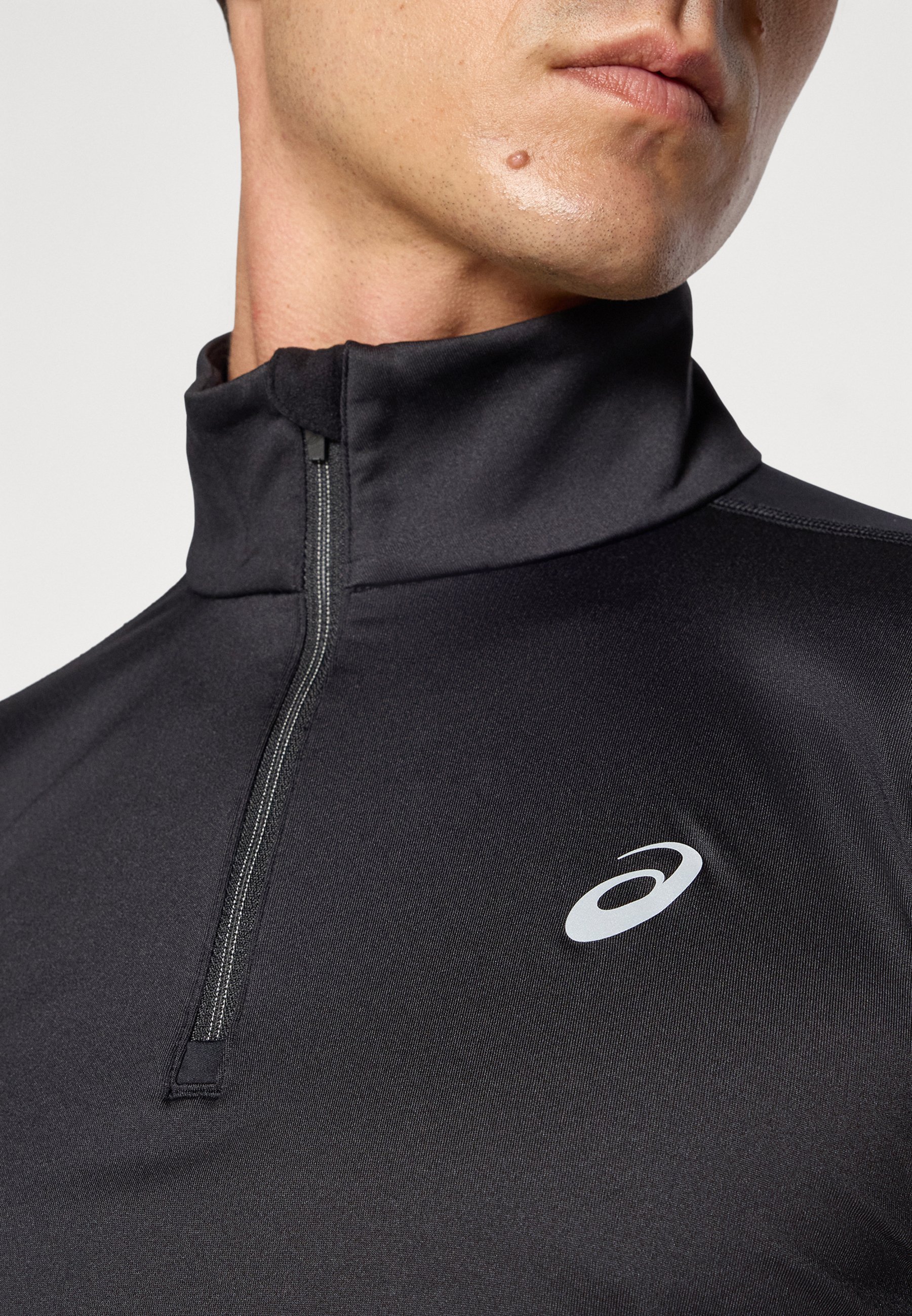 ASICS CORE 1/2 ZIP WINTER TOP - Top met lange mouwen - Performance zwart