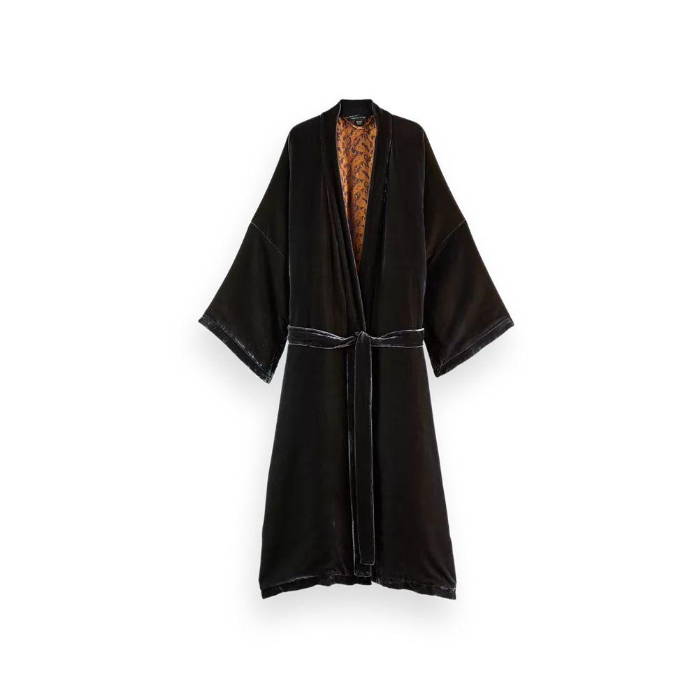Kimono long en velours de soie et viscose de la collection House of Rituals Saigon