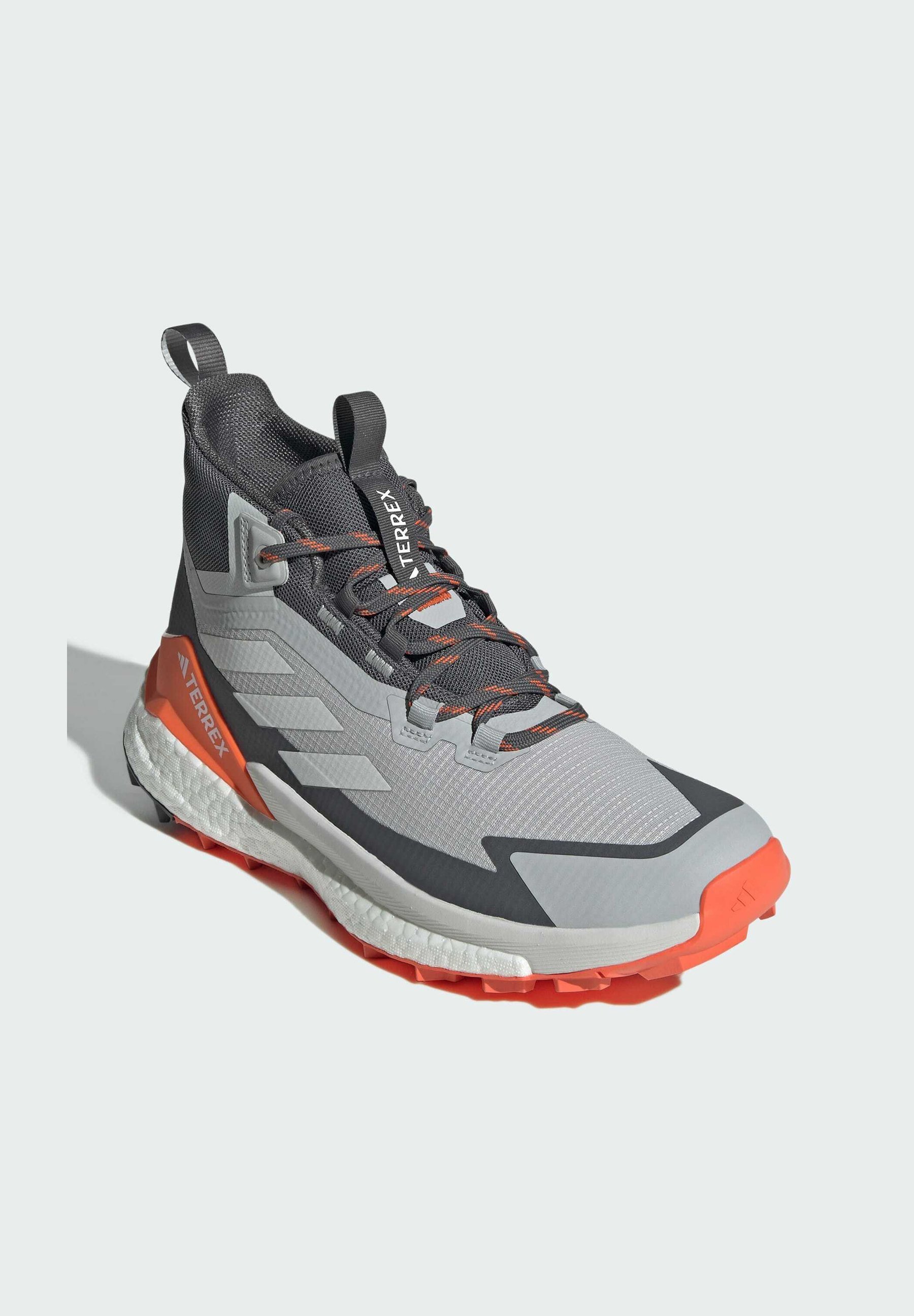 Adidas Terrex FREE - Chaussures de randonnée - gris deux gris un gris cinq