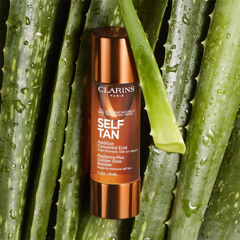 Clarins Self Tan Radiance-Plus Golden Glow Booster, autobronzeador para o corpo.