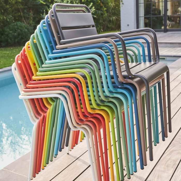 Palavas yellow metal garden armchair, Oviala