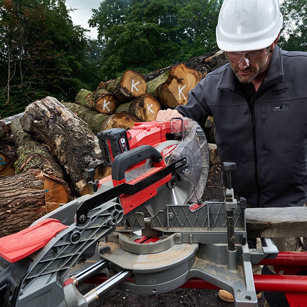 Fierăstrău circular cu mitră glisantă MILWAUKEE 18V fără perii FUEL 254 mm M18FMS254-0