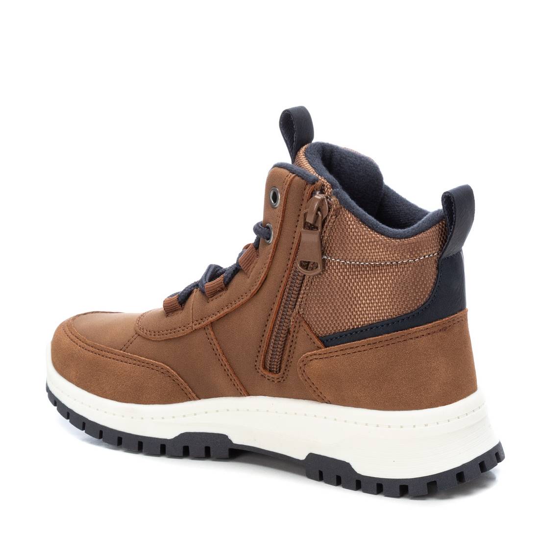 Sneaker Xti 150541