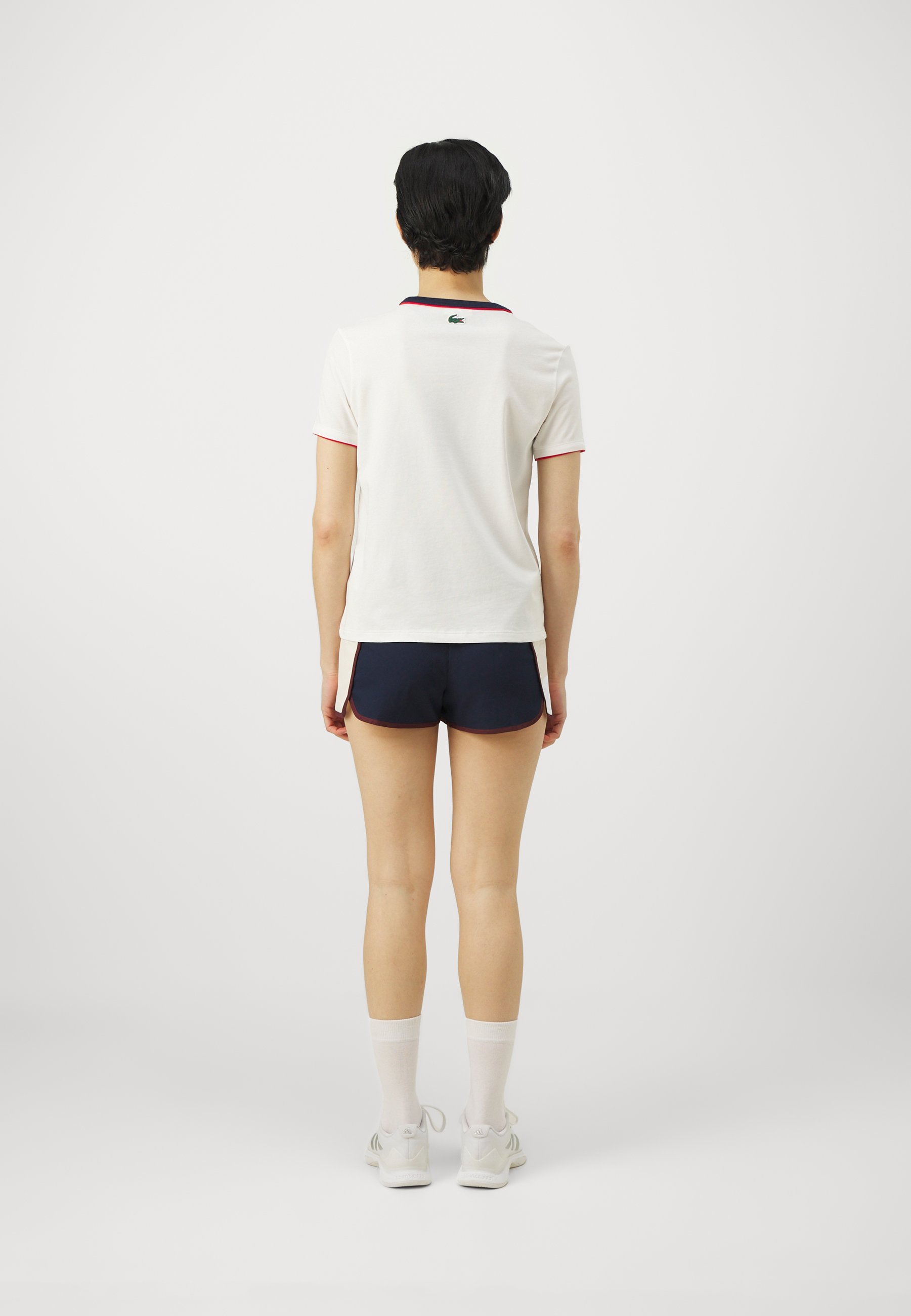 Lacoste Sport HERITAGE - Sportiniai marškinėliai - miltų/tamsiai mėlyni