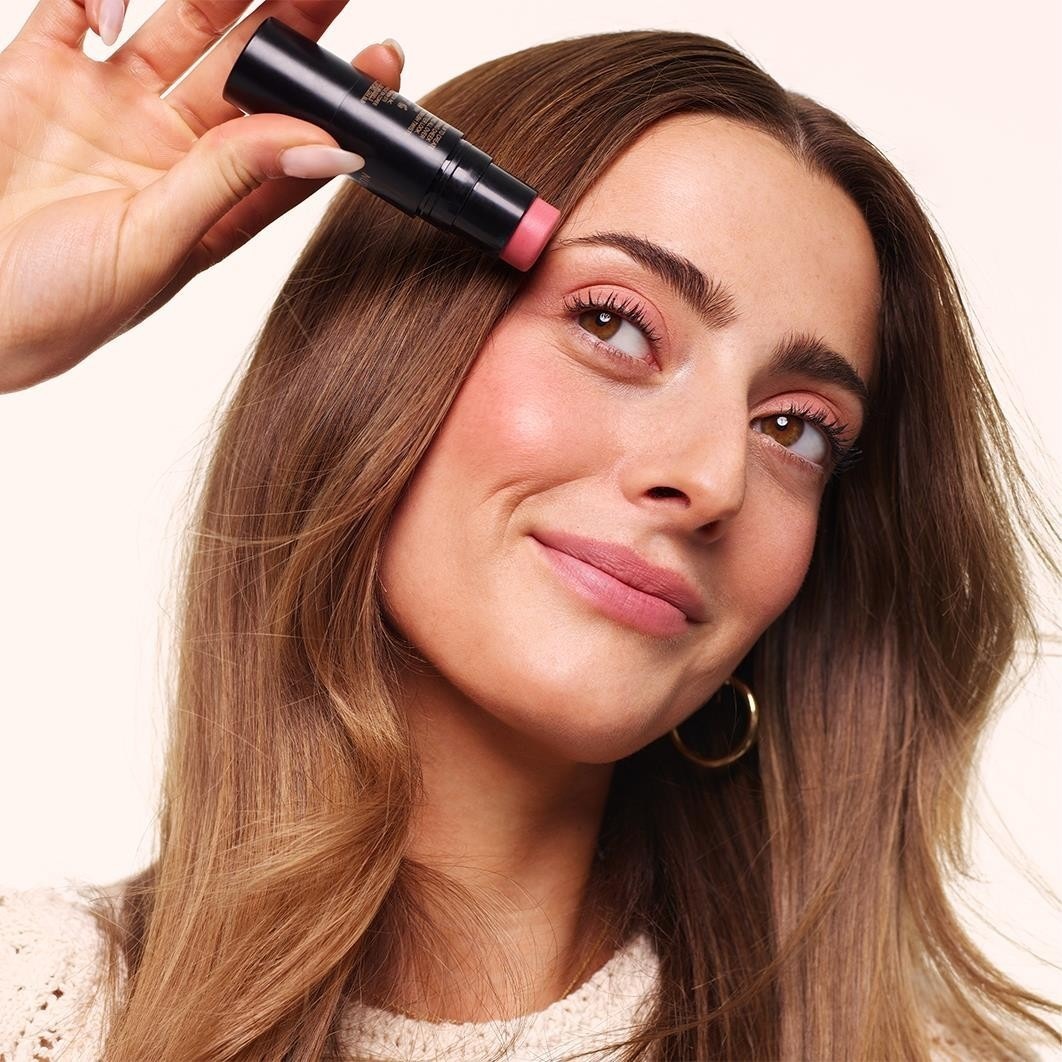 Nudestix Blush Matte Lux Rouge vaigu sārtums visai sejai - 7 g