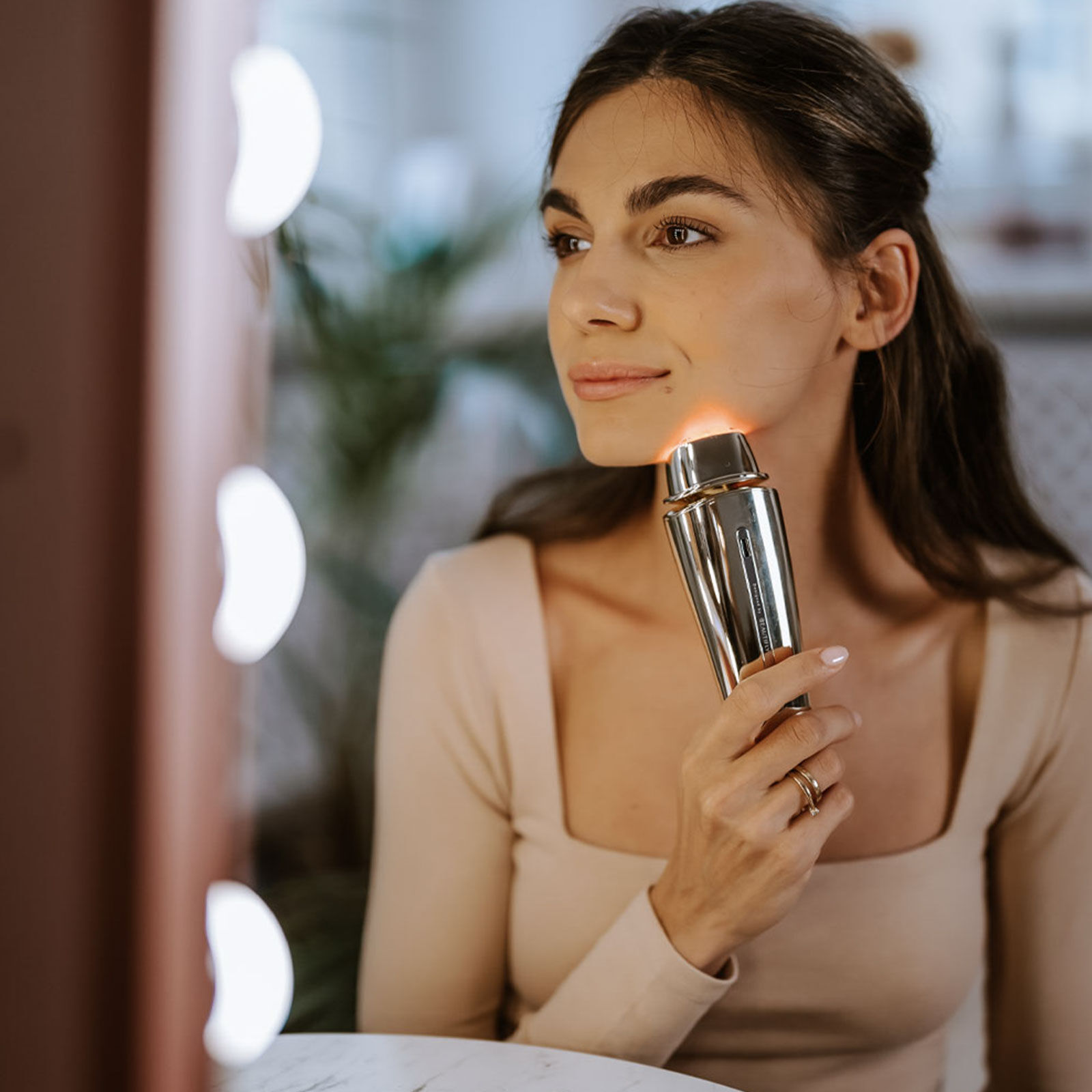 Beautifly Intenso Aura Age Defy Golden