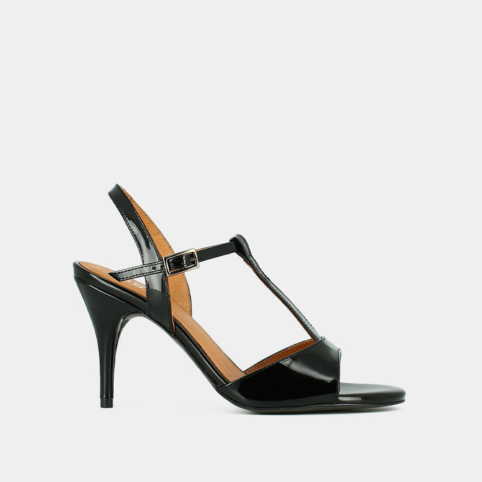 Sandales à talons fins  en cuir vernis noir
