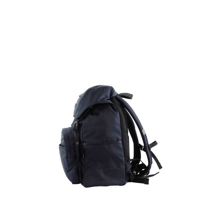 Mochila Goodyear RPET de 19 L, azul marino y negro.
