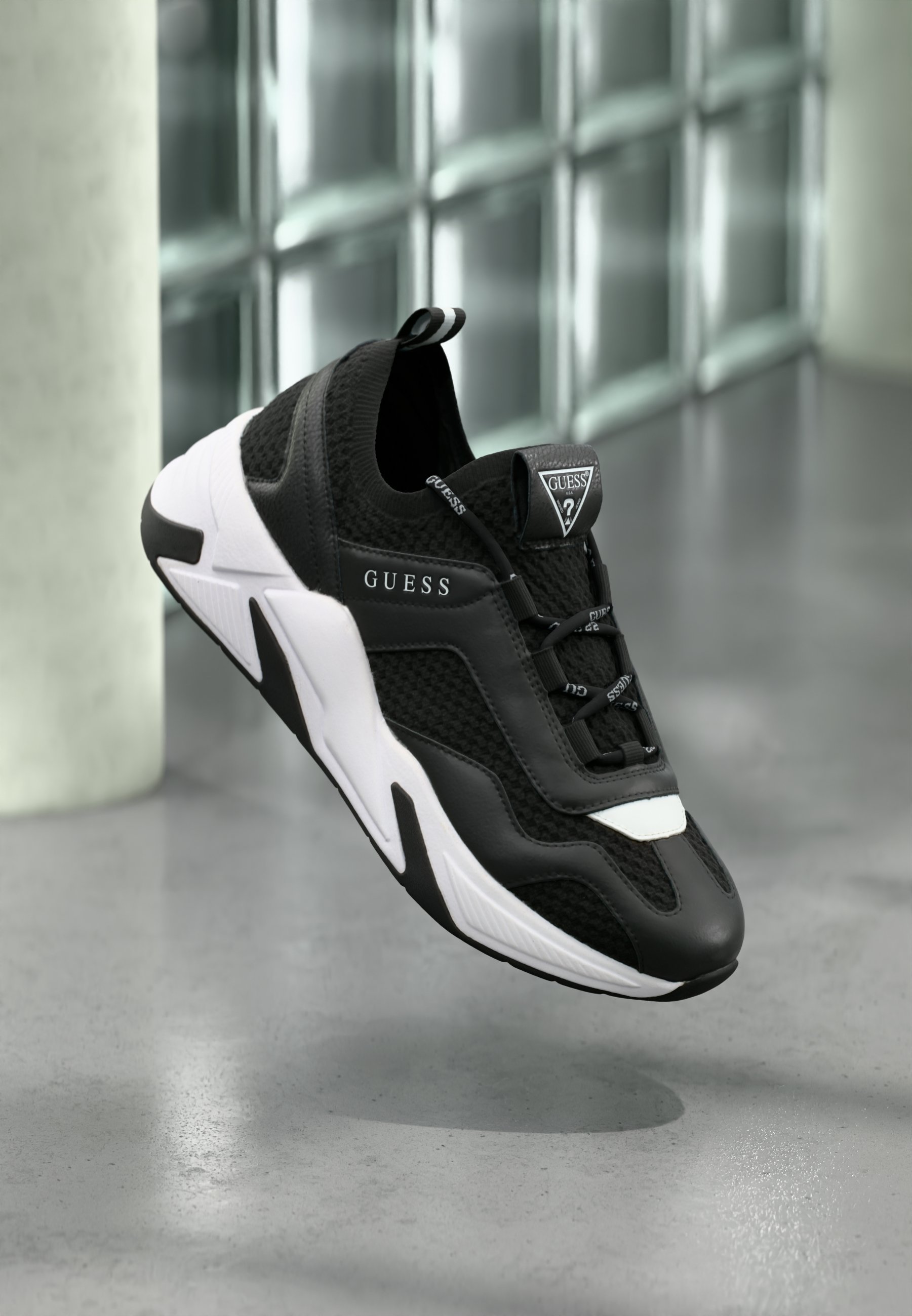 Guess GENIVER - Sneakers laag - zwart