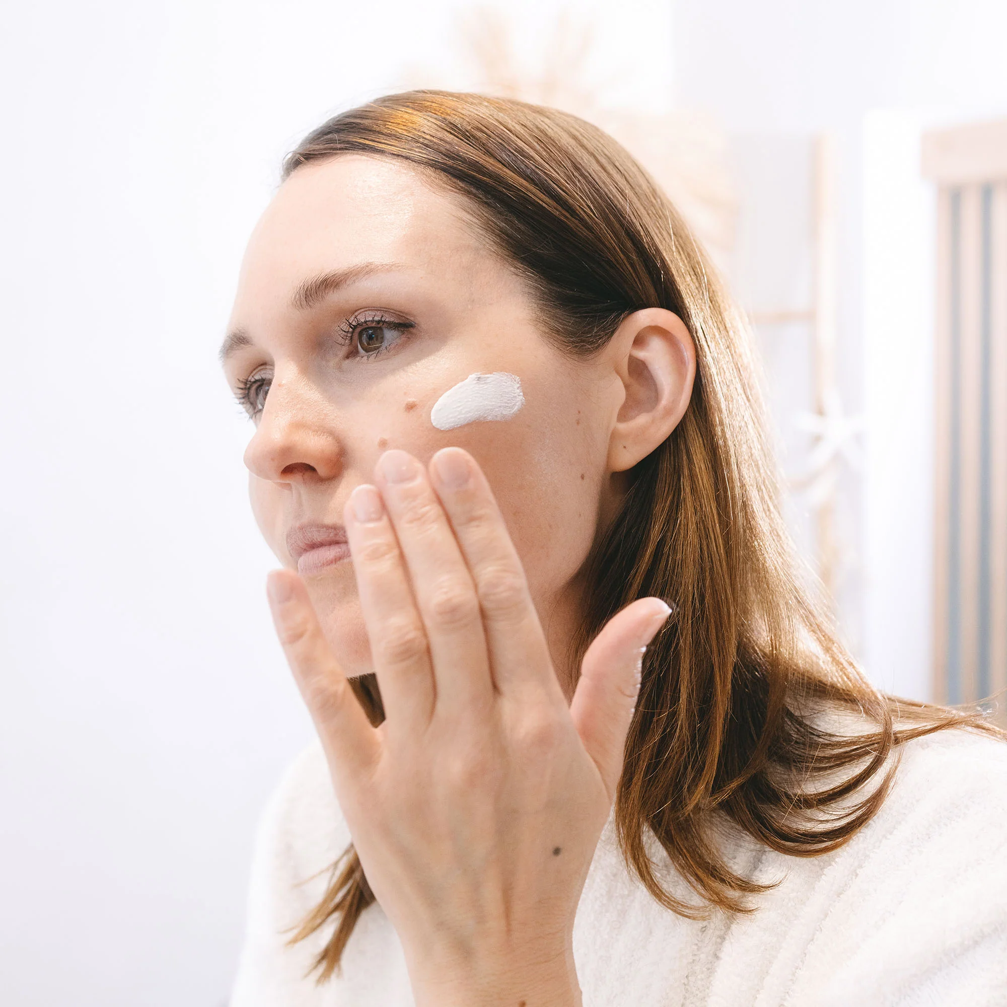 BARIESUN Fluido Anti-Macchie SPF50+ - Solare viso alta prot.