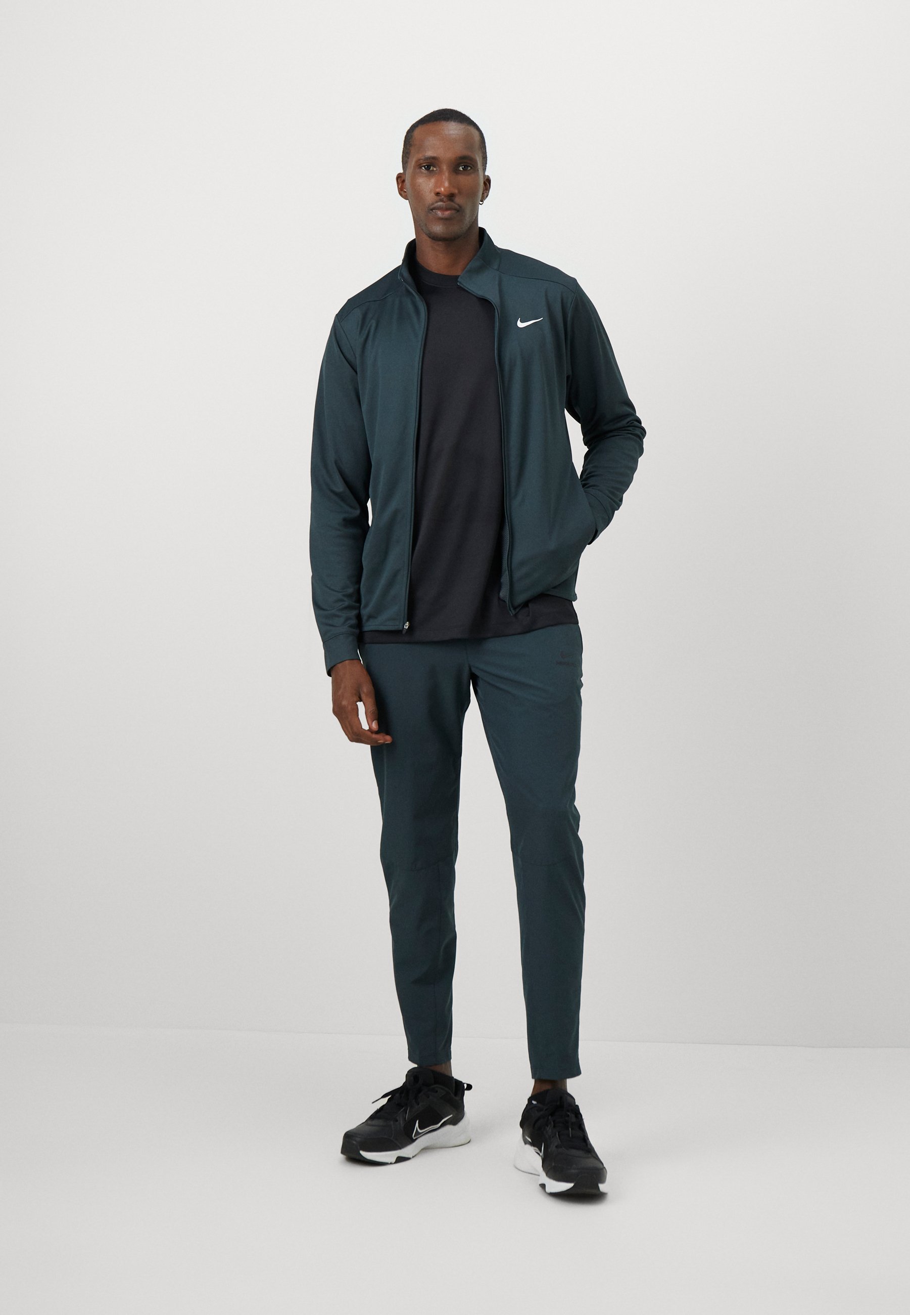 Veste d'entraînement Nike Performance TOTALITY - Couleur : algues
