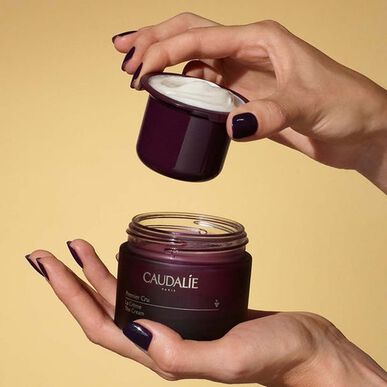 Caudalie Premier Cru La Crème Anti-Wrinkle Anti-Aging -kosteuttava voide 50 ml