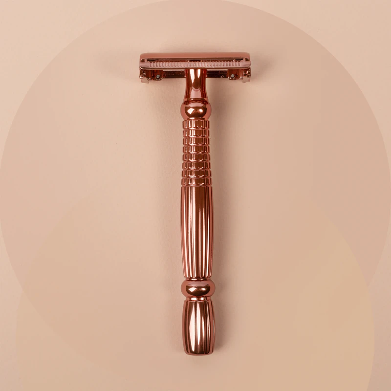 Wilkinson Sword Intuition Rasierer in Roségold + 10 Ersatzklingen.