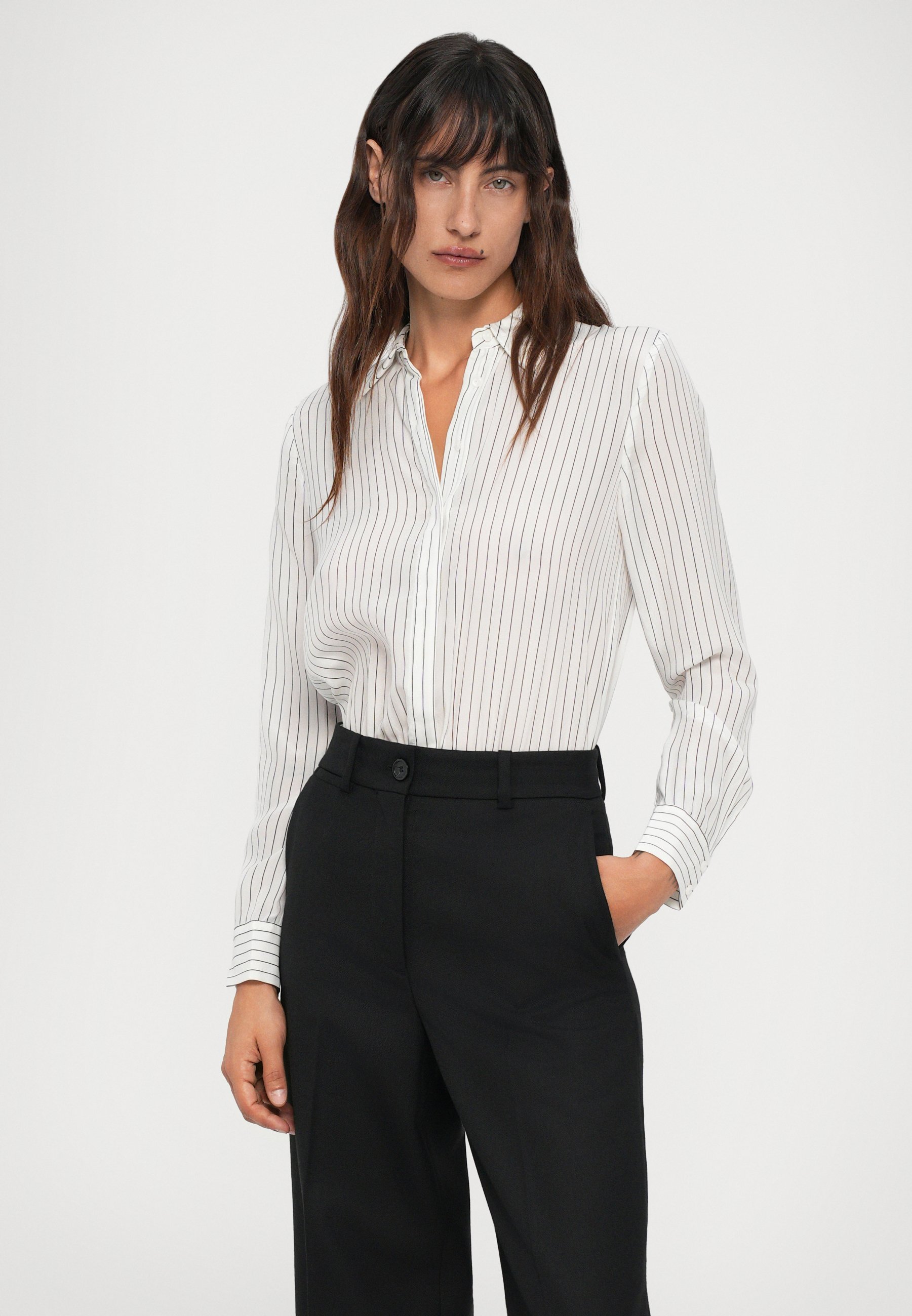 Alice + Olivia WILLA BODYSUIT - Camicetta con bottoni - bianco sporco/nero