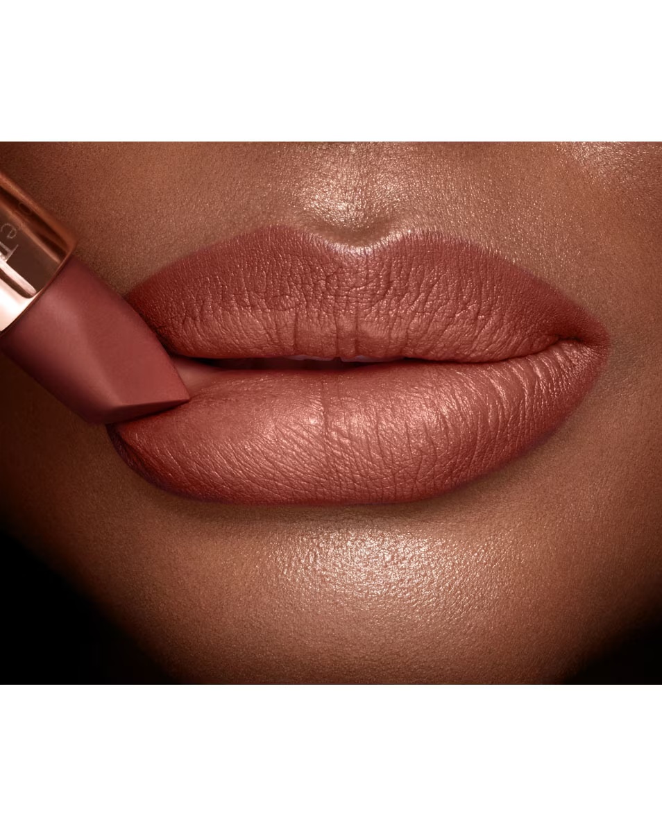 CHARLOTTE TILBURY Matte Revolution lūpų dažai
