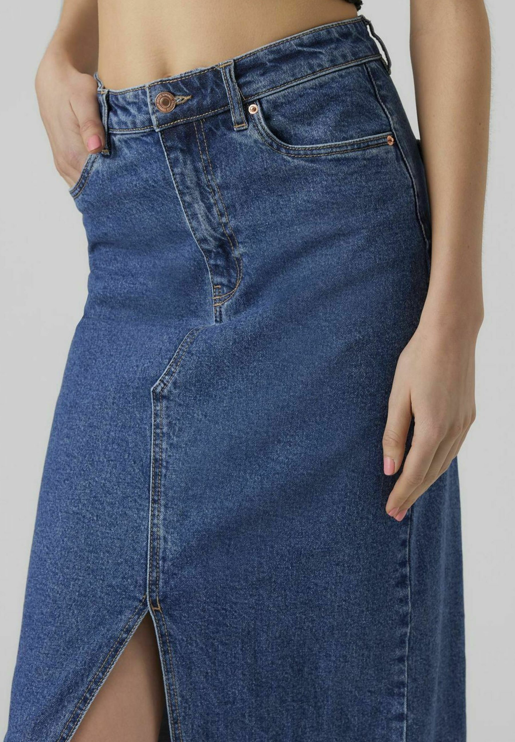 Vero Moda VMVERI CALF - Kokerrok - middenblauwe denim