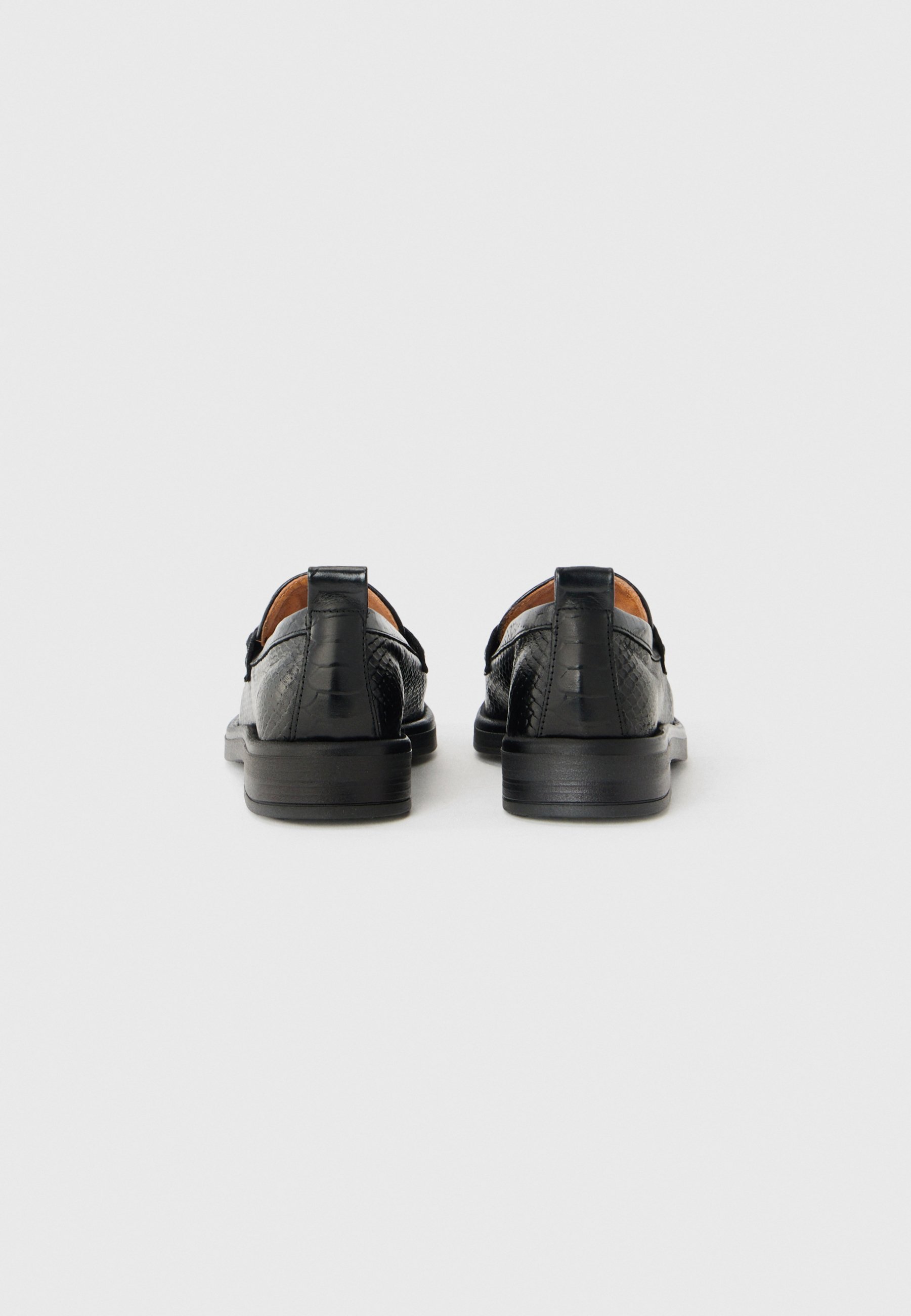 Scarpe da passeggio SHELLY - Slip-on - nere