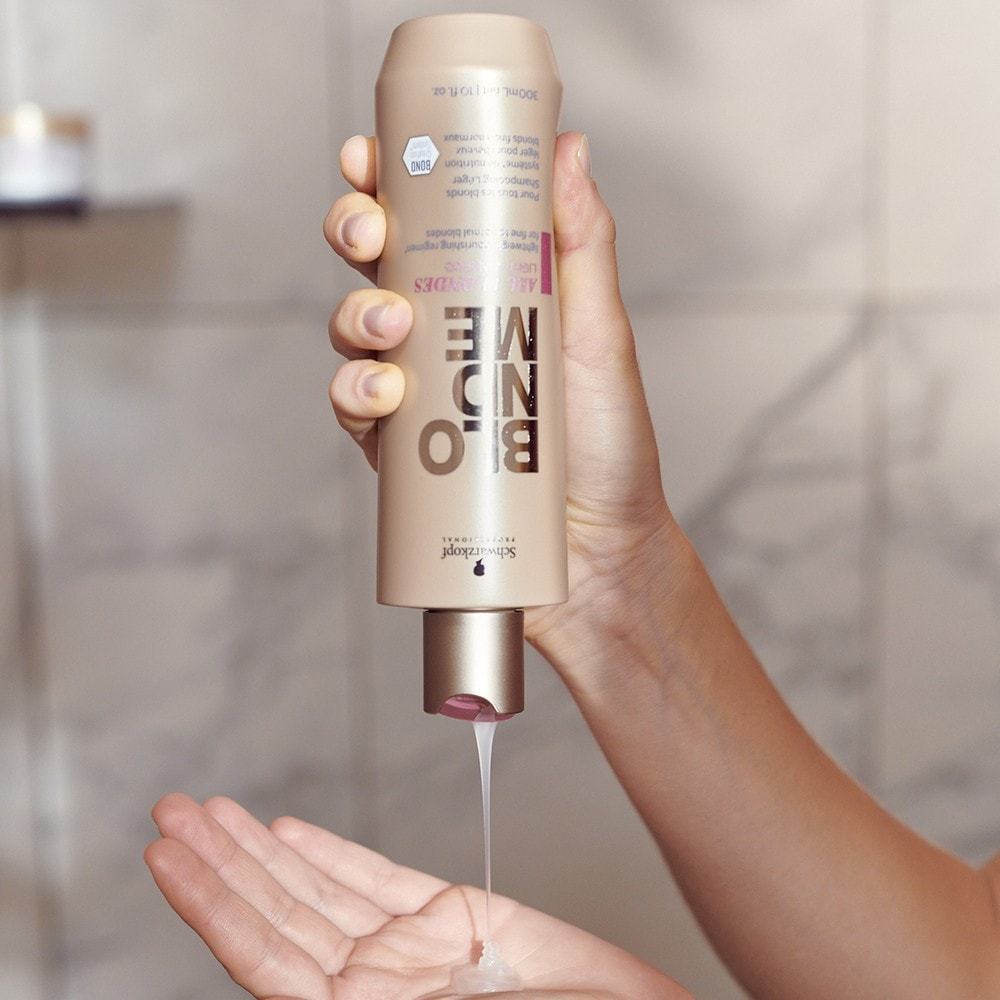 Schwarzkopf profesionalni šampon BLONDME All Blondes Light Volume 0,07 mm D - 300 ml