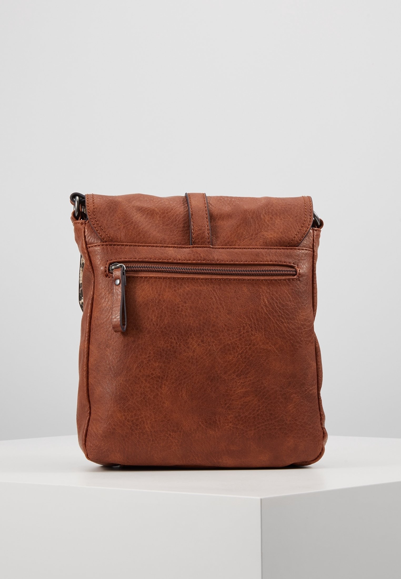 Borsa a tracolla Tamaris - color cognac