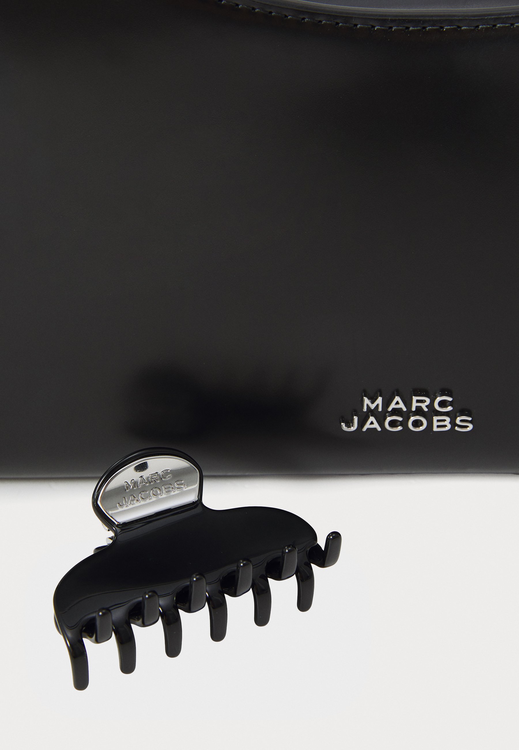 MARC JACOBS THE CLAW CLIP SHOULDER - Kabelka - black