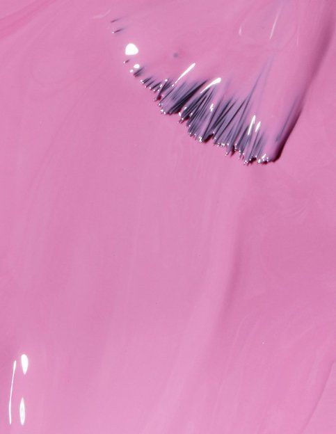 Nagų lako alyvinė ir violetinė kolekcija Nagų lakai