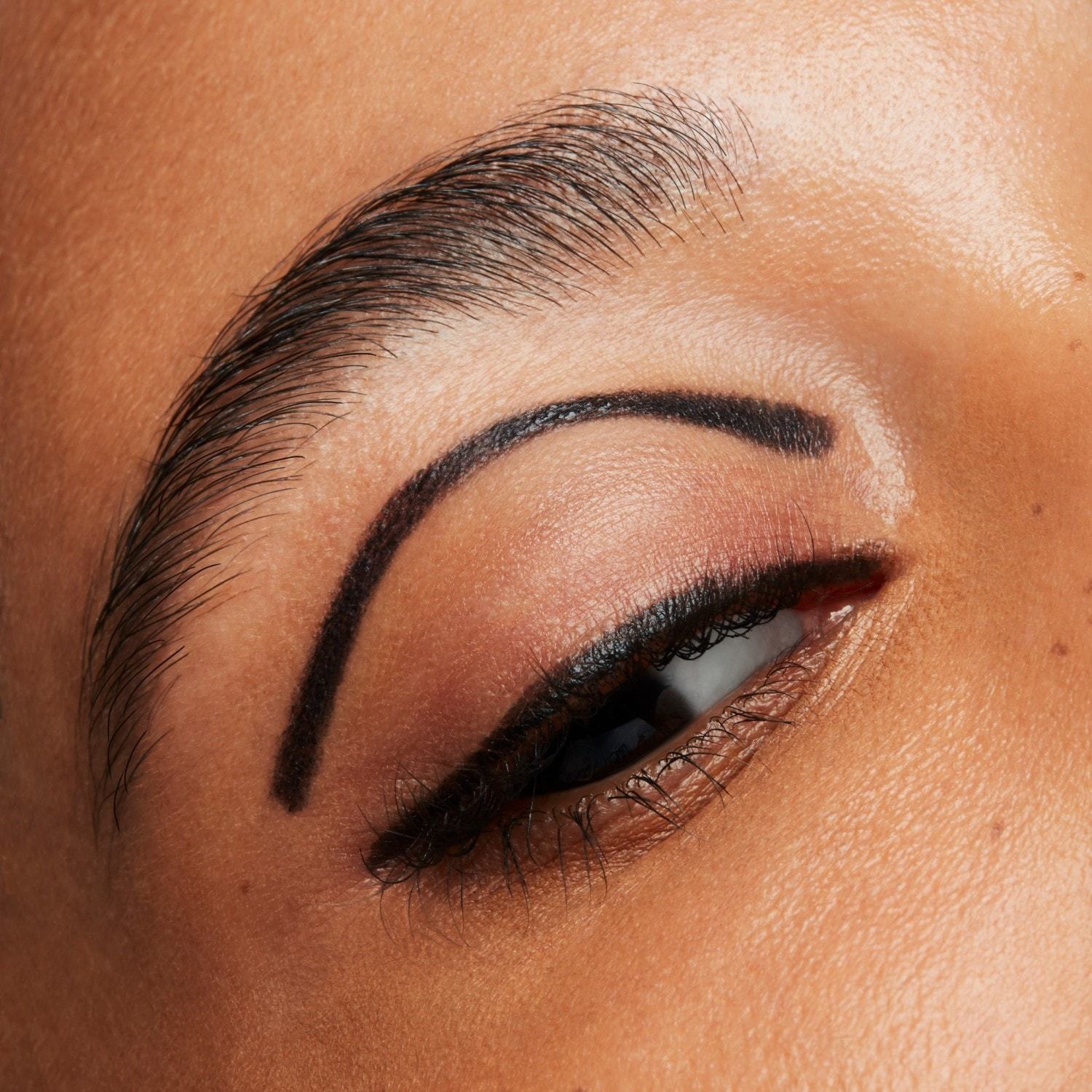 Shiseido acu zīmuļa mikrolainera tinte - 0,08 g