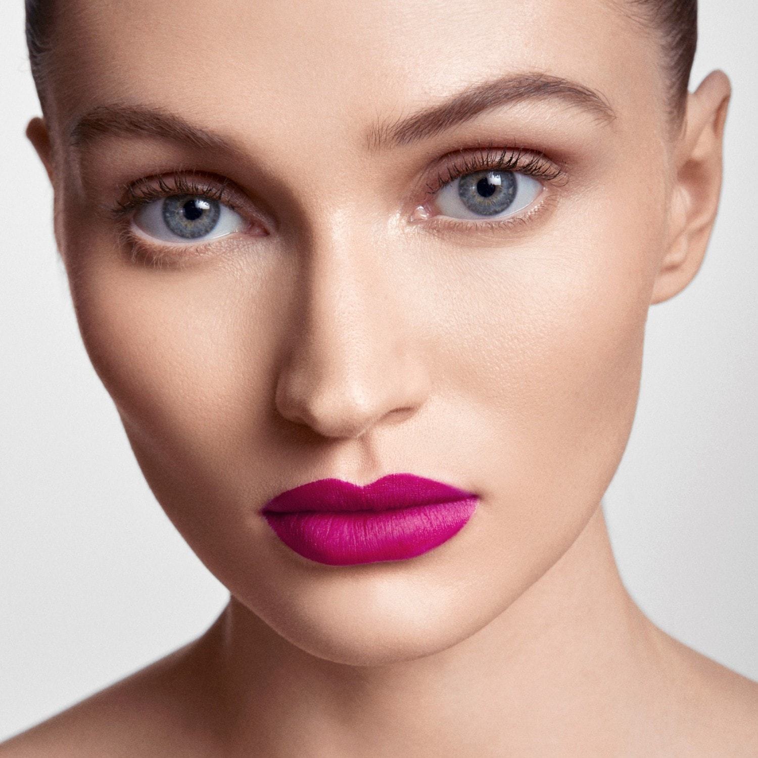 Pat McGrath Labs lūpų dažai „Dramatique Mega“ lūpų pieštukas - 2,4 g