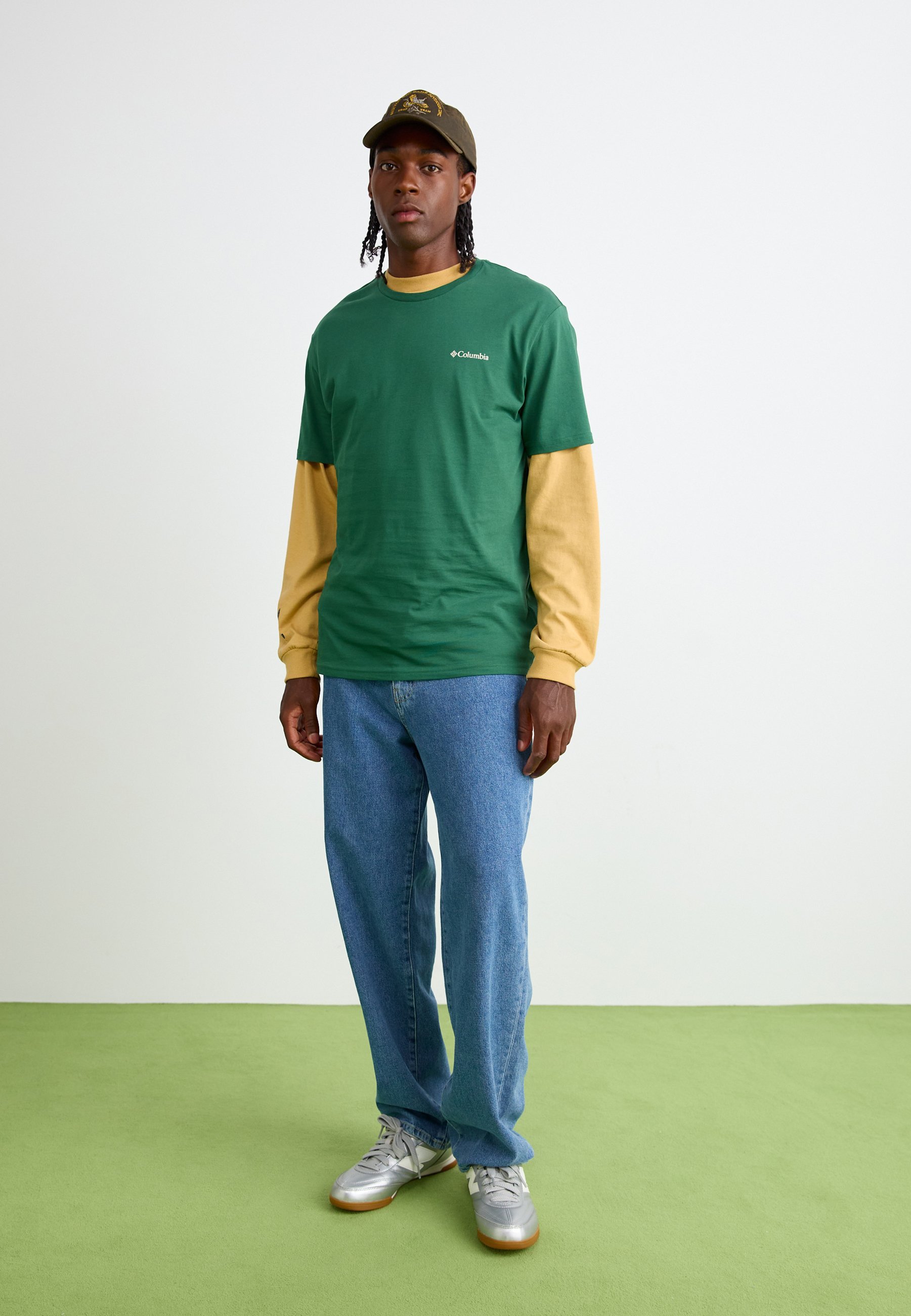 Columbia BARTON SPRINGS Grafik-T-Shirt – Bedrucktes T-Shirt – Regenwald/Dunkelgrau