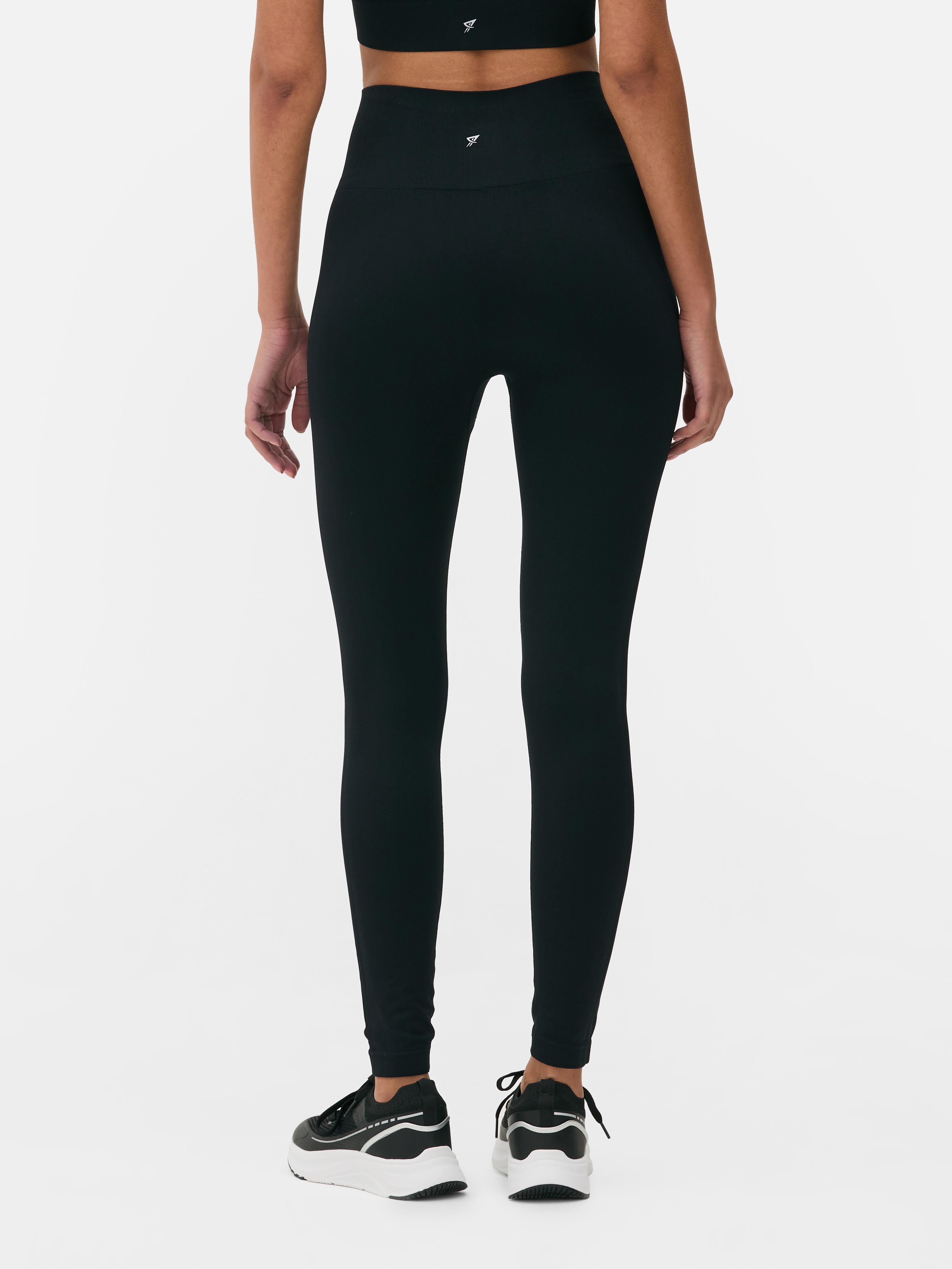 Varrás nélküli sportleggings Ezzel a sportleggings-szel minden edzésed zökkenőmentes lesz.