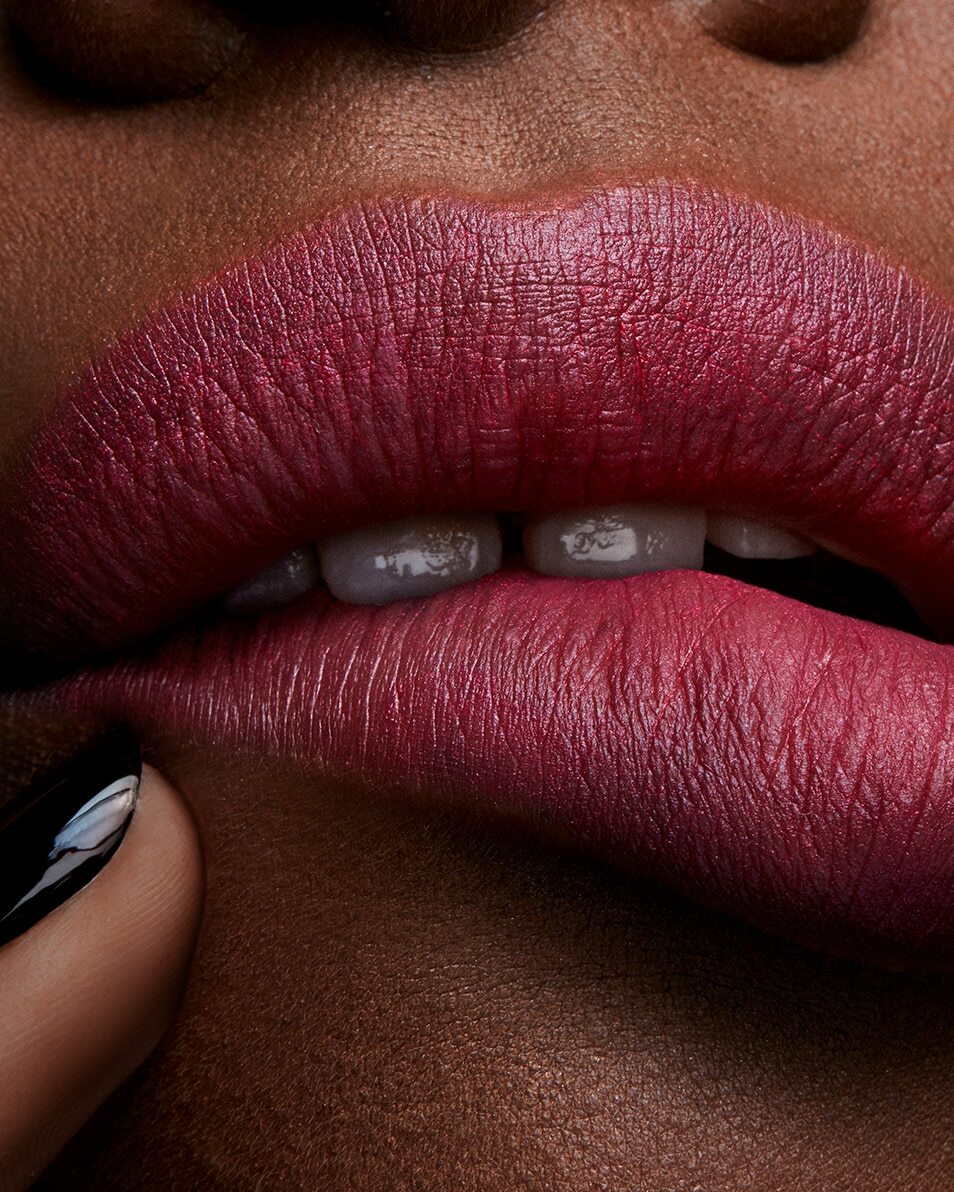 Rouge à lèvres MAC Powder Kiss - Matifiant - Hydratant - Nourrissant