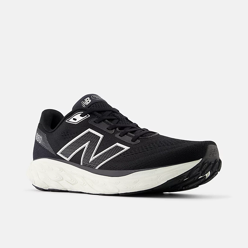 Fresh Foam X 880v14 für Herren – Schwarz mit Meersalz und Metallic-Silber