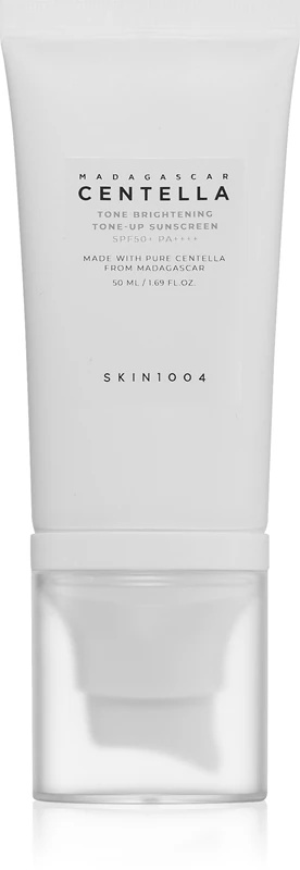 SKIN1004 Madagaskar Centella Tone Brightening Tone-Up zaščitni tonik za obraz z zaščito pred soncem in posvetlitvenim učinkom
