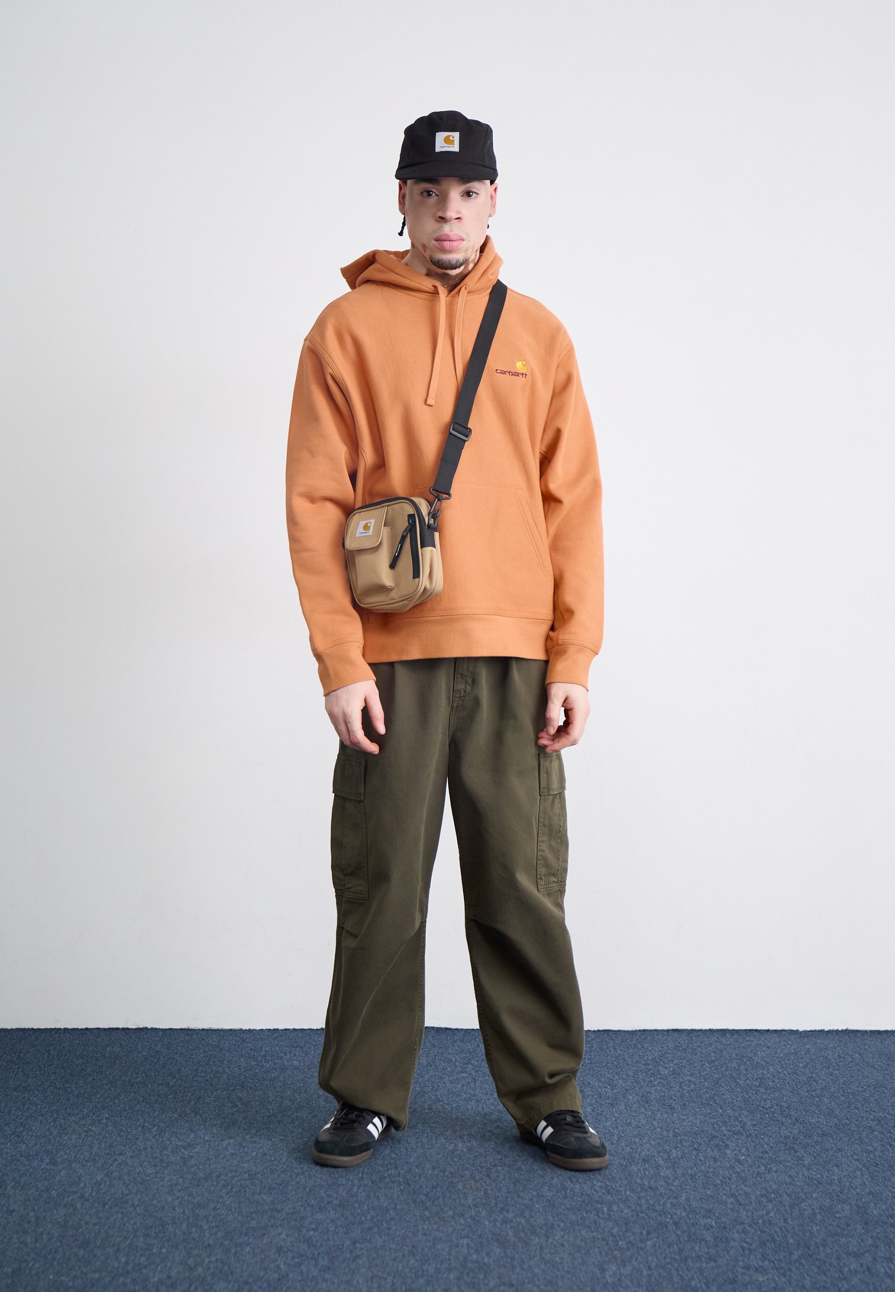 Carhartt WIP -hupparit