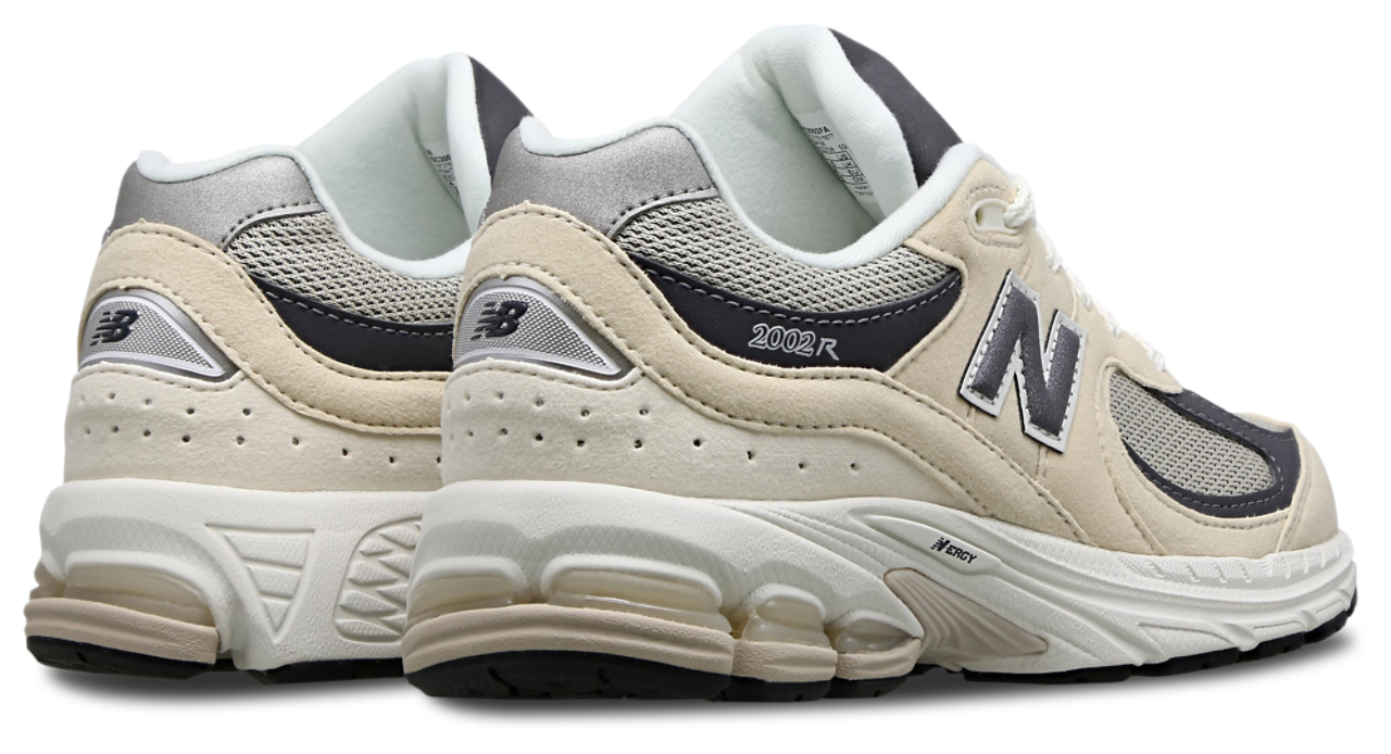 Ny Balance 2002R
