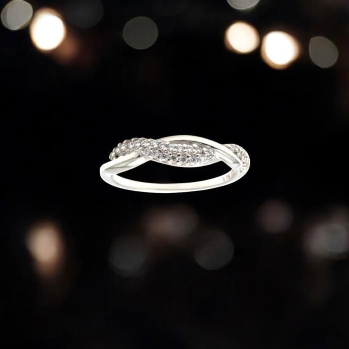 Anello da donna intrecciato in argento sterling 925 rodiato – Fascia sottile con zirconi cubici – Gioiello elegante e raffinato