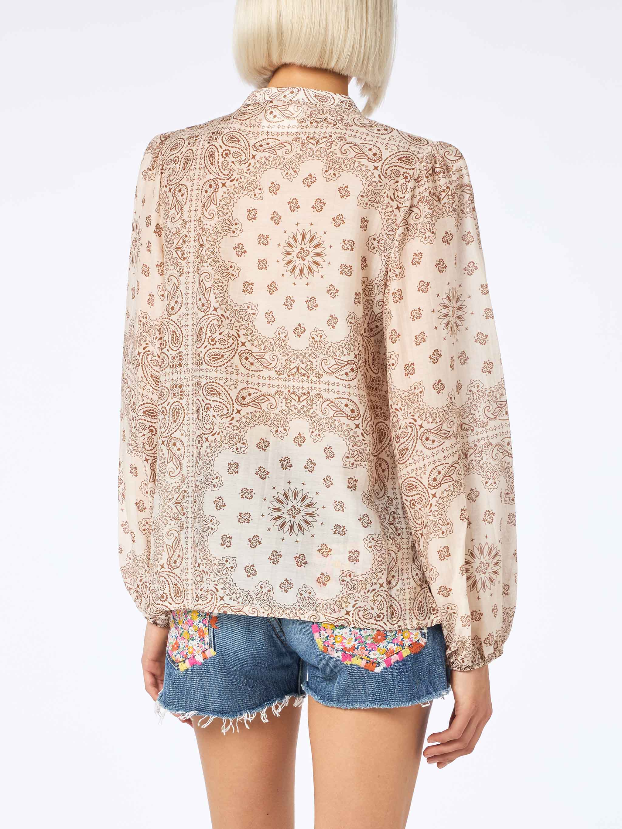 Harper Dame Silke Voile Bluse med Bandana Print