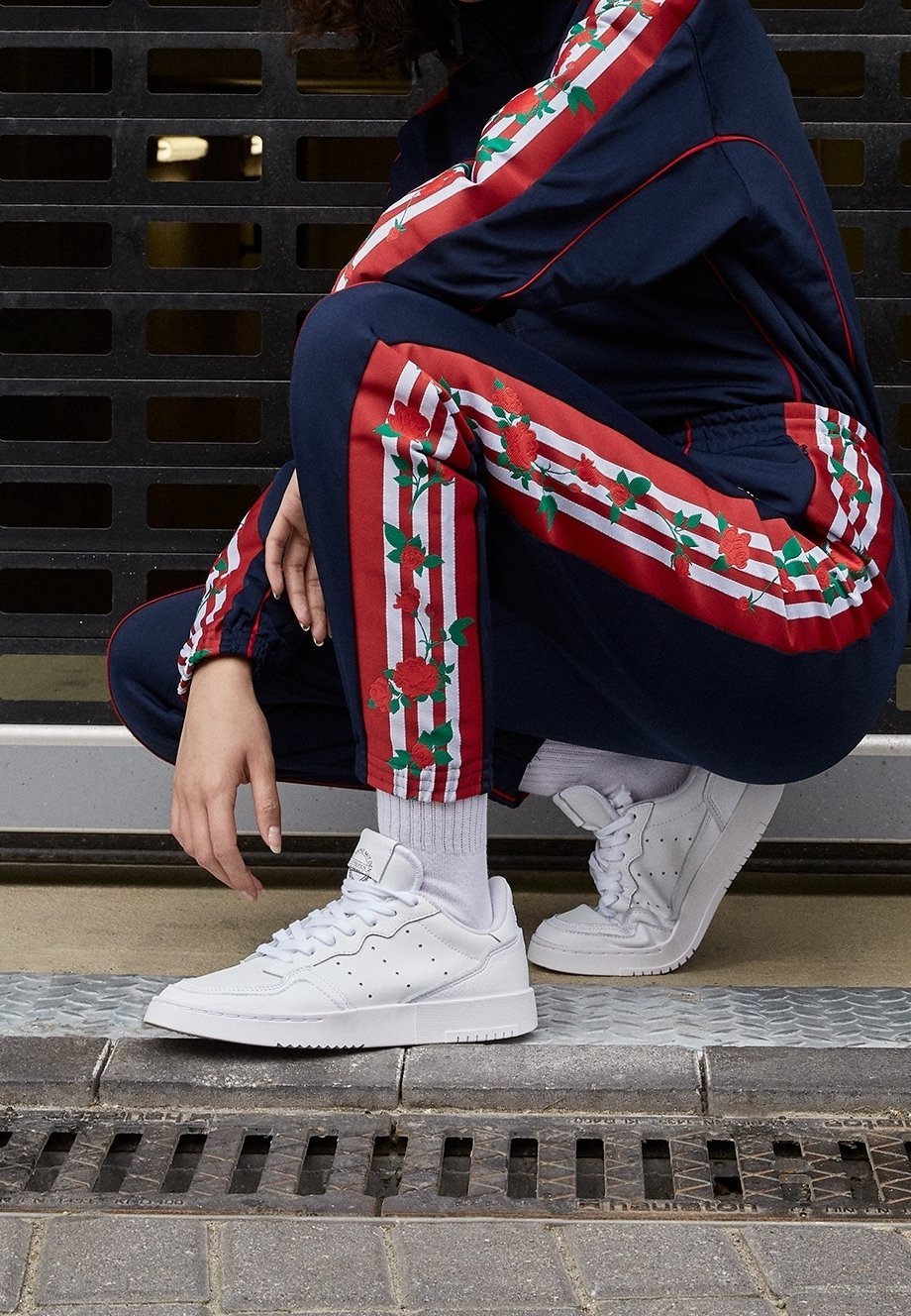 Giacca da allenamento Adidas Originals - blu scuro