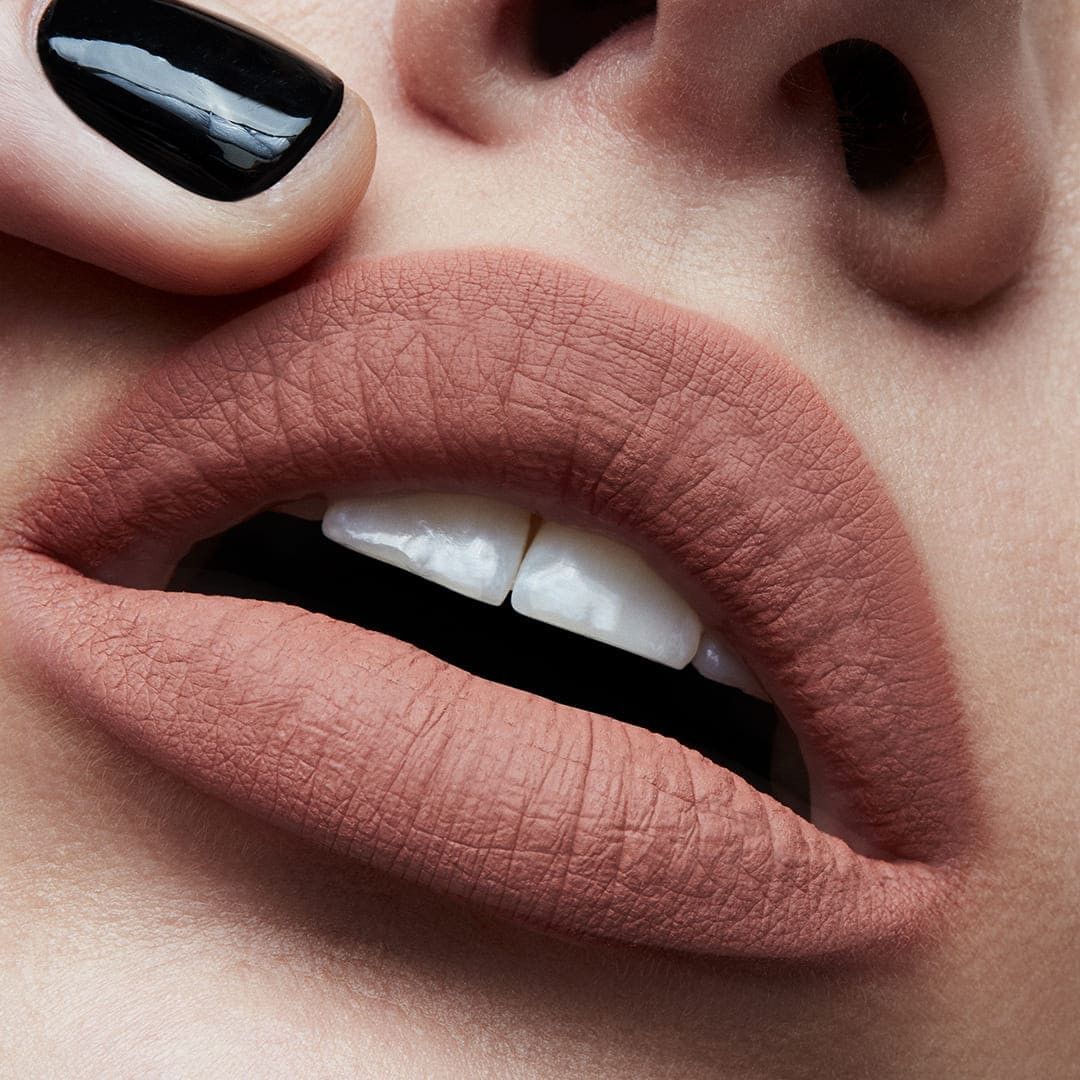 Retro matiniai skysti lūpų dažai Prabangūs skysti lūpų dažai