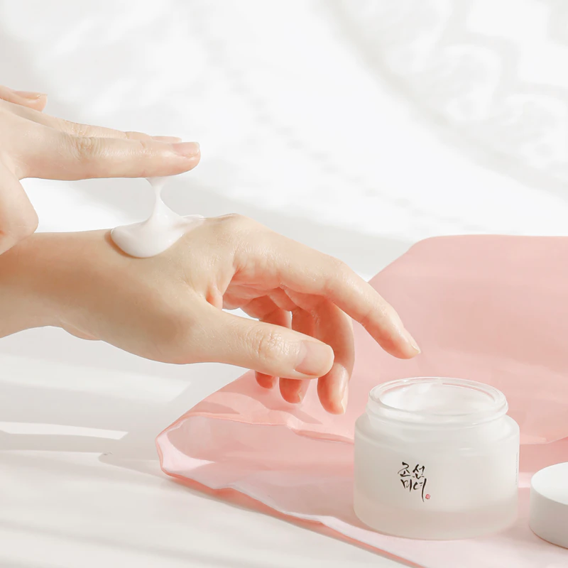 Creme Beleza da Dinastia Joseon, um creme intensamente hidratante com efeito iluminador.