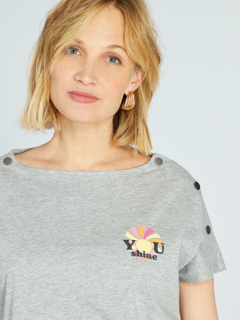 Verpleegkundig T-shirt met knoopsluiting in de nek - GRIJS