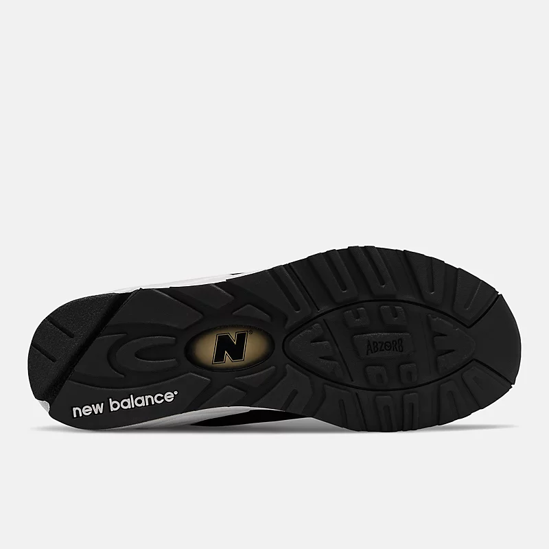 ΚΑΤΑΣΚΕΥΑΣΜΕΝΑ στις ΗΠΑ 990v2 Core Ανδρικά Παπούτσια – Μαύρα με Λευκό