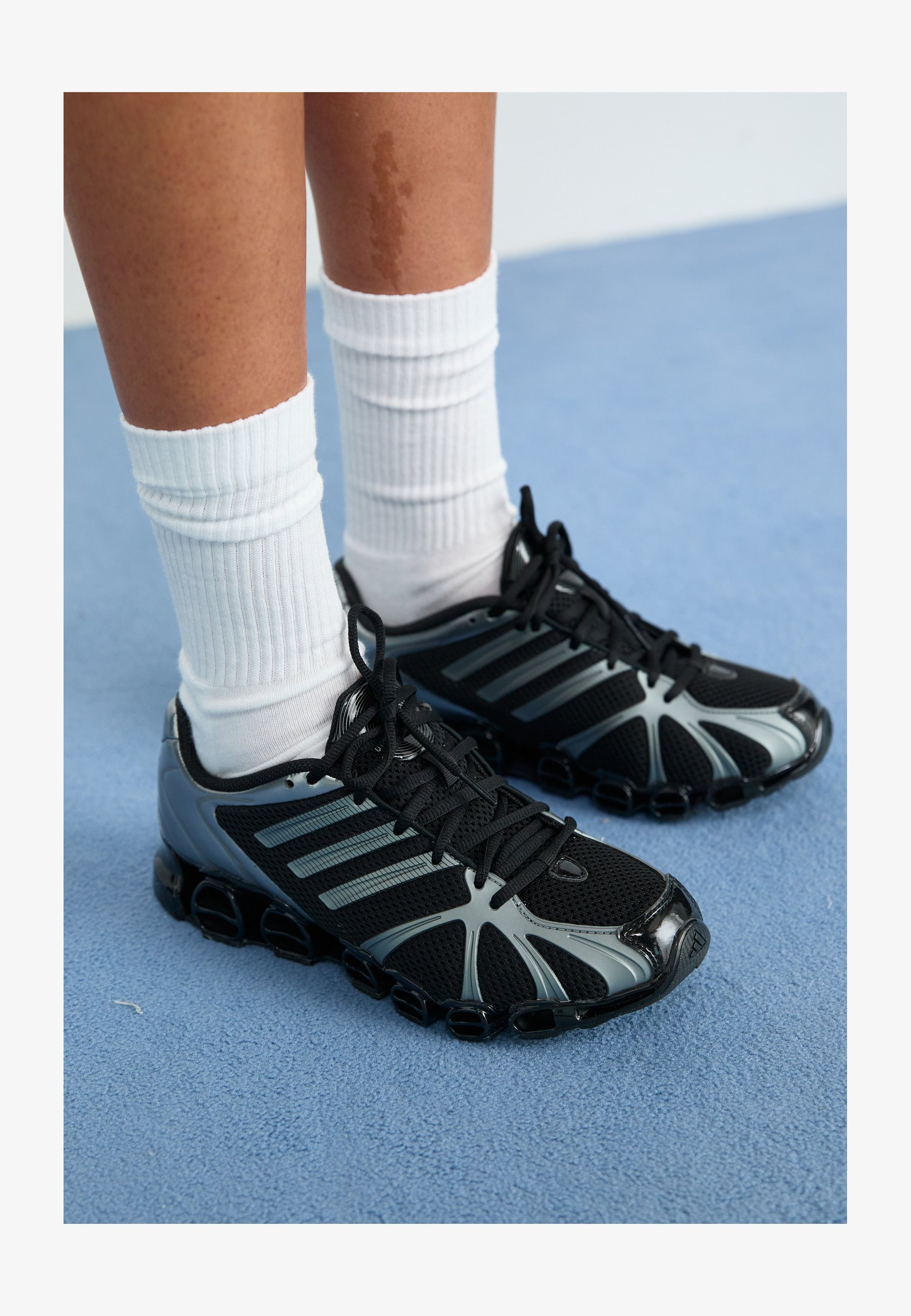 adidas Originals MEGA GHOSTRIDE UNISEX - Sneakers - core black/iron met