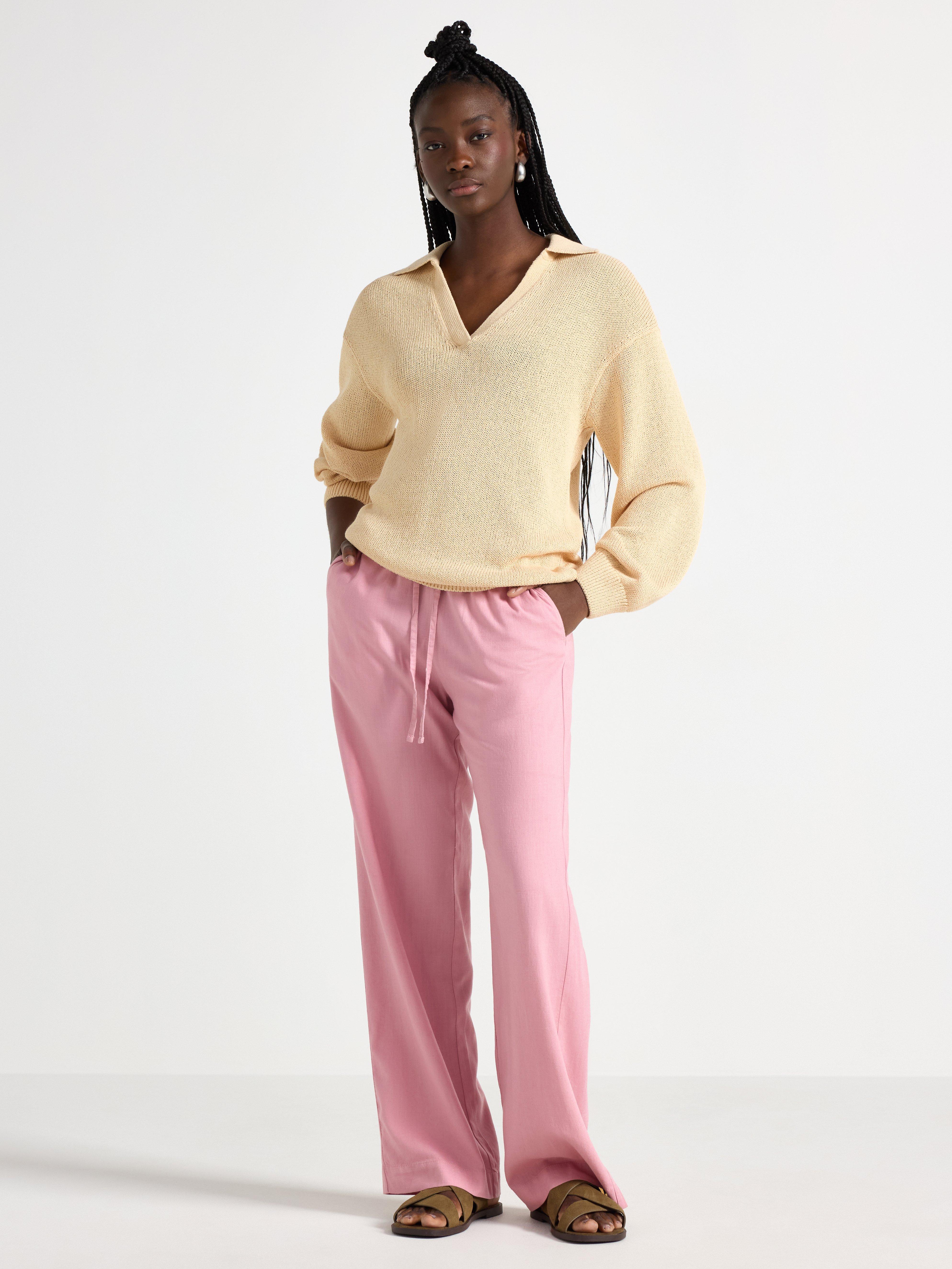 Calça reta BELLA em mistura de linho rosa claro