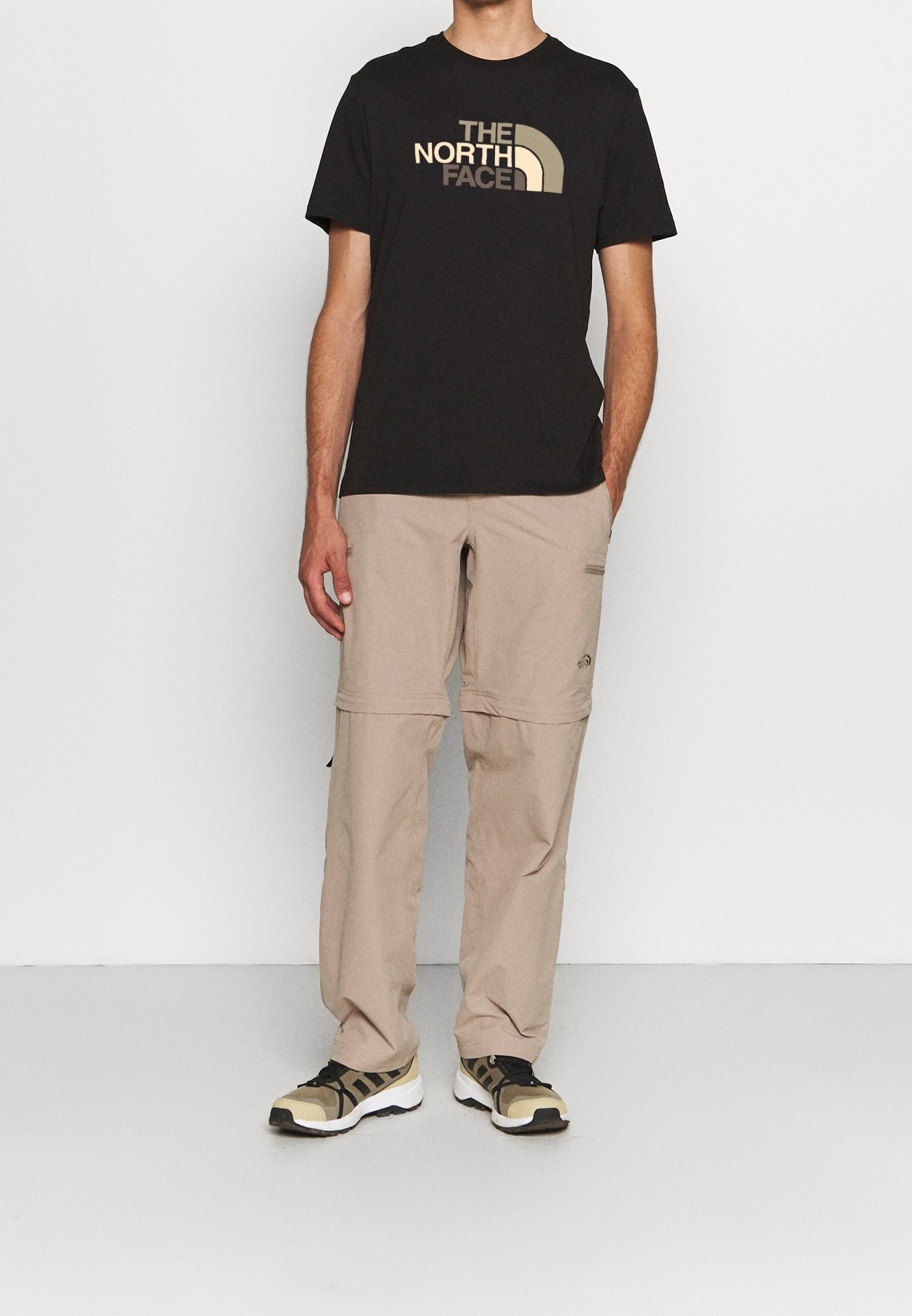 Camiseta The North Face Print - preta