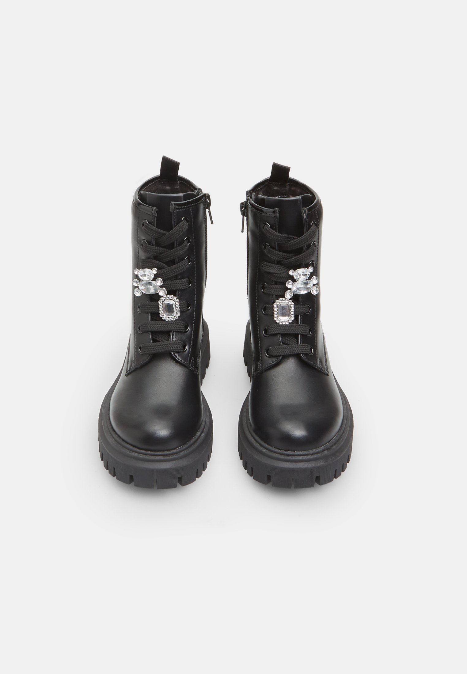 Bottines à lacets Bata - noires